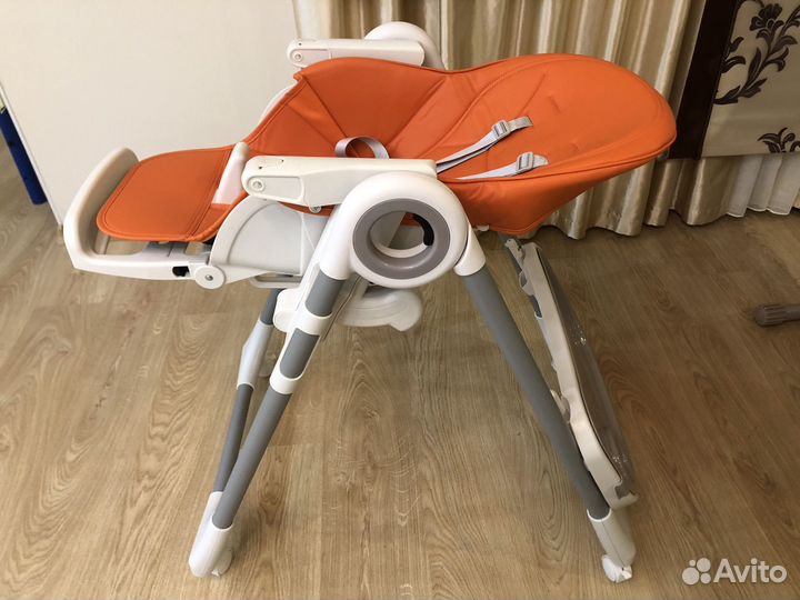 Стульчик для кормления luxmom