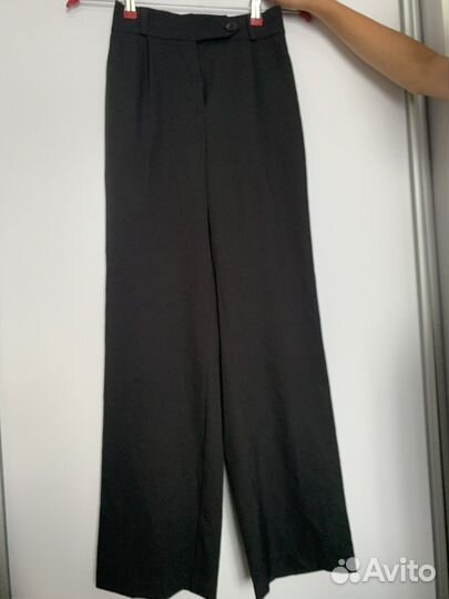 Костюм брючный, пиджак укороченный