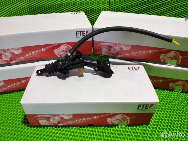 Цилиндр сцепления главный гцс Ford Transit custom