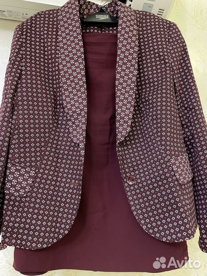 Костюм классический женский