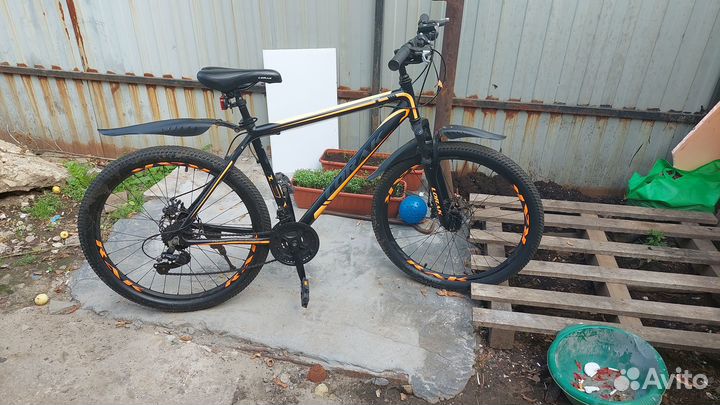 Продаю велосипед месяц был в использовании