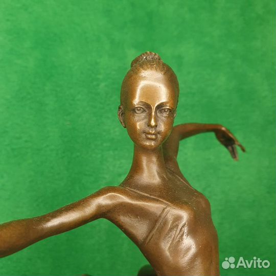 Бронзовая статуэтка Балерина Поза 4