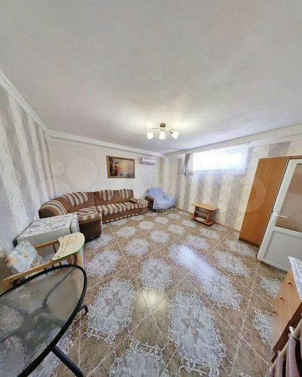 Гостиница, 300 м²