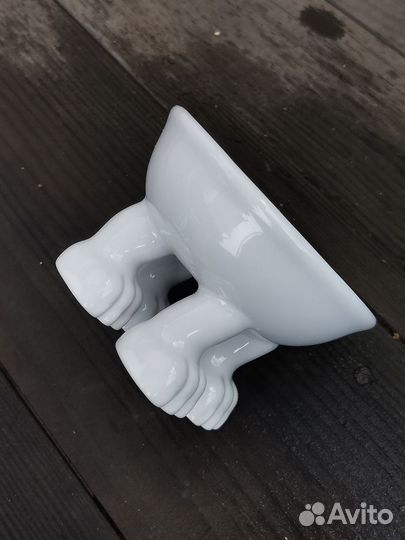 Миска новая на ножках для животных кошек собак