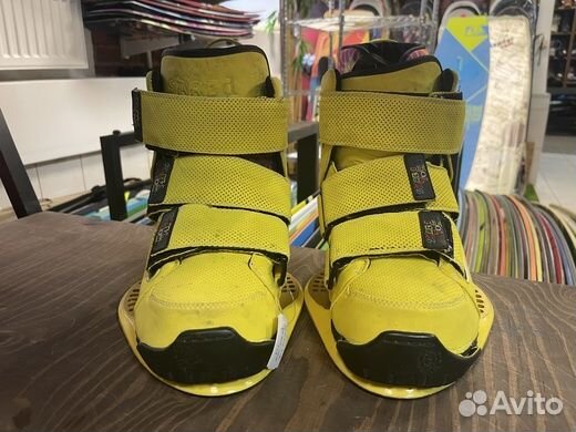 Вейкборд крепления Slingshot Shredtown - 43 - 44