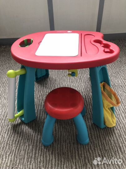Детский стол с табуретом