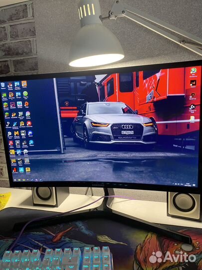 Монитор Samsung 23,5 дюйма, изогнутый С24RG50FQI