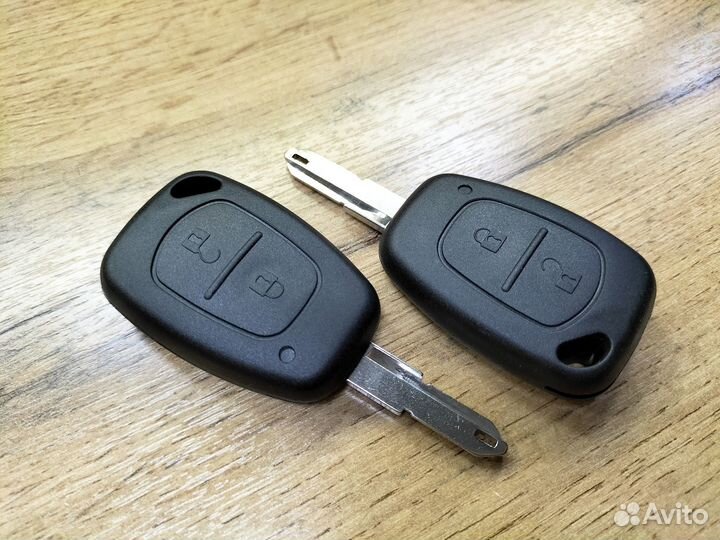 Ключ Renault Master (2005 - 2010)