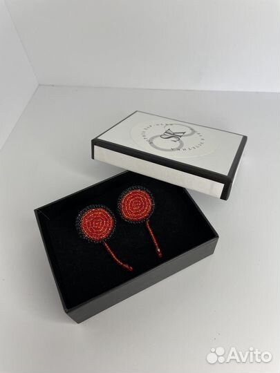 Серьги ручной работы из бисера «Кровавые Серьги»