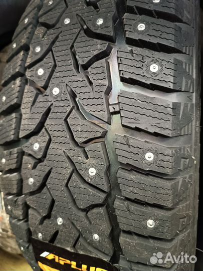 Aplus A703 215/55 R17