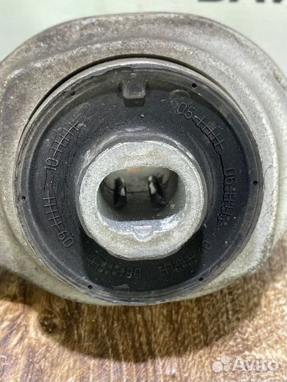 Рычаг подвески передний левый Mercedes Cls W219