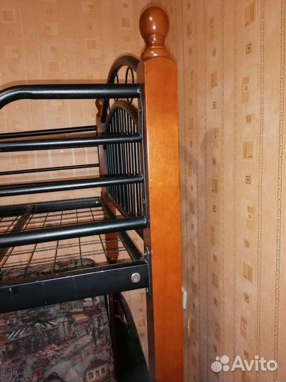 Двухъярусная кровать с диваном бу