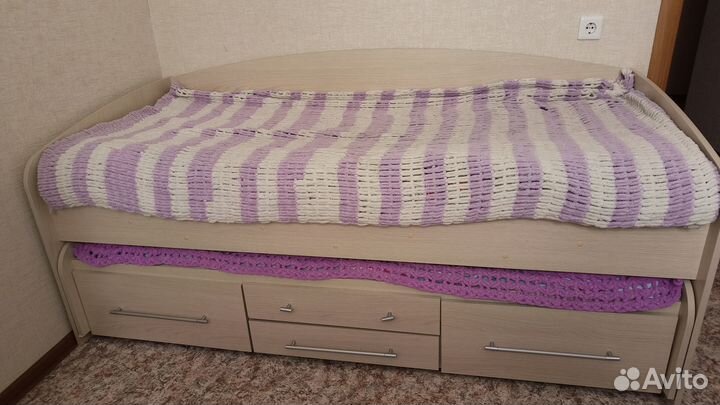 Продам детскую кровать
