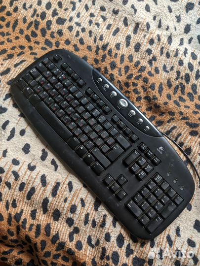 Клавиатура logitech и genius