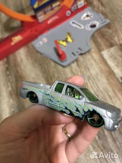 Машинки комплектом