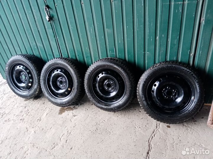 Nokian Tyres Hakkapeliitta 9 185/65 R15 92T