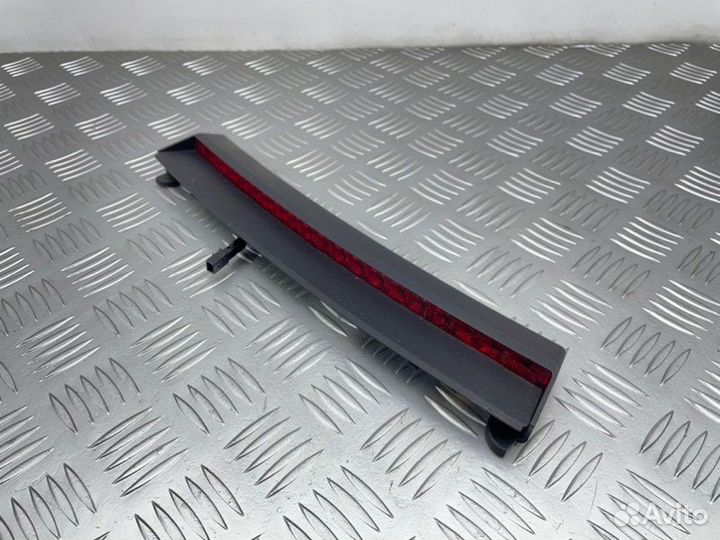 Стоп-сигнал дополнительный Audi Tt 8N