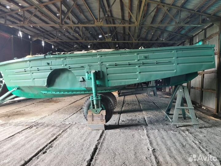 Катер буксирный толкач бмк-130 с хранения