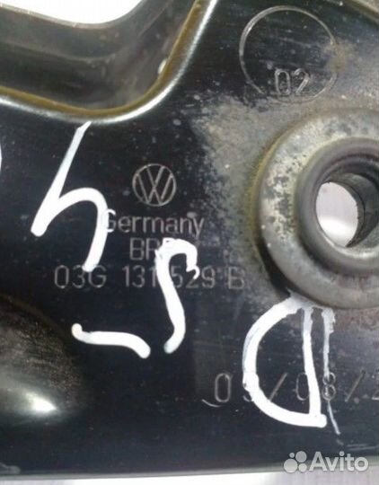 Кронштейн Audi A6 C6