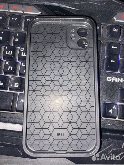 Чехол на iPhone 11