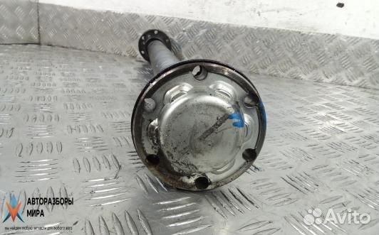 Карданный вал Volkswagen Touareg 2005