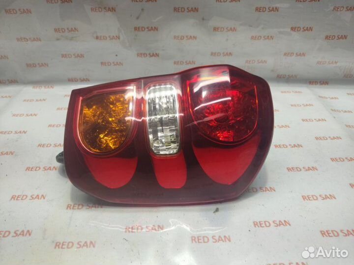 Стоп-сигнал правый Toyota Rav 4 ACA21R 1azfe 2005