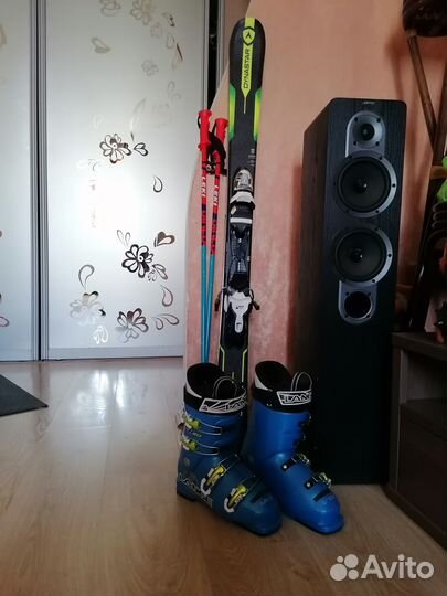 Детские горные лыжи - комплект с ботинками и палка