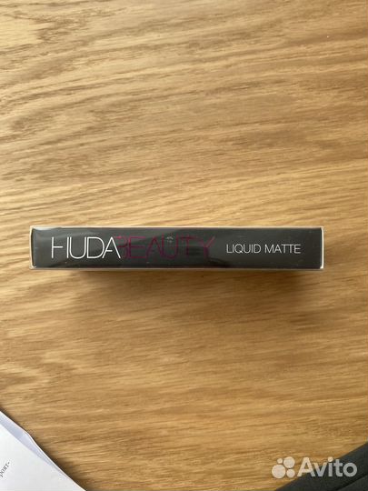 Huda beauty liquid matte жидкая матовая помада