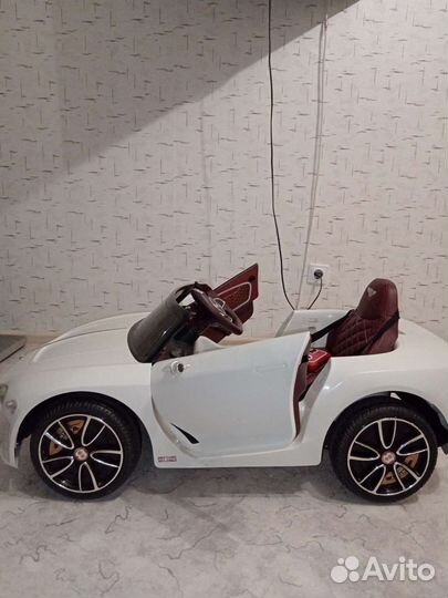 Электромобиль