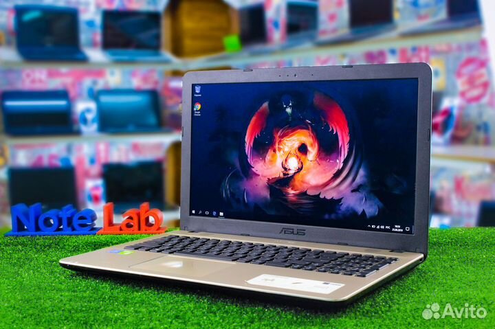 Ноутбук Asus