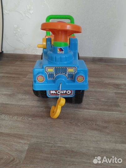 Машинка каталка толкатор