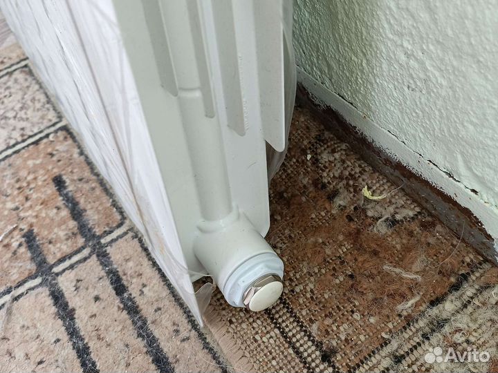 Биметаллический радиатор новый