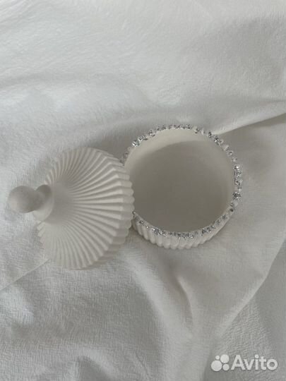 Изделия из гипса