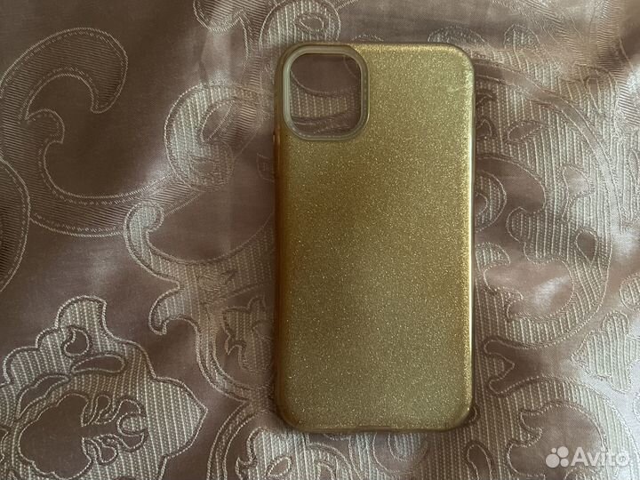 Чехол на iPhone 11