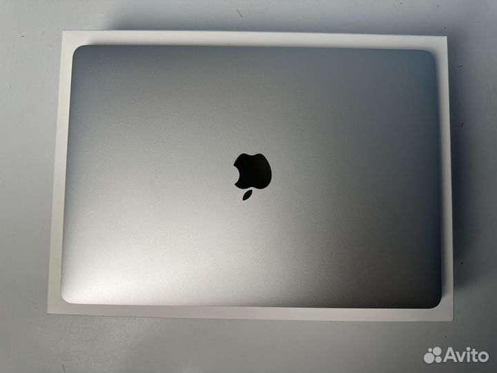 MacBook Pro 13 2022 M2, 8Gb, 512Gb Silver