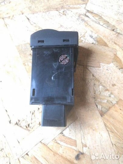 Кнопка корректора фар Mazda 3