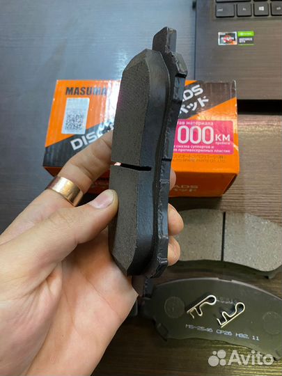 Колодки тормозные передние Nissan Juke