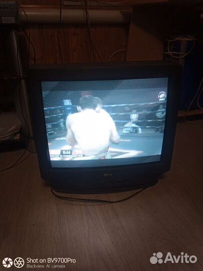 Телевизор бу с пультом