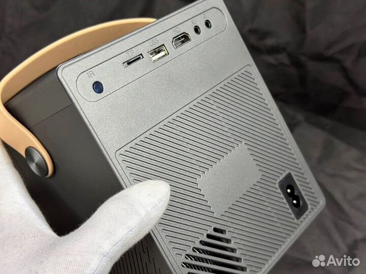 Проектор zyxt