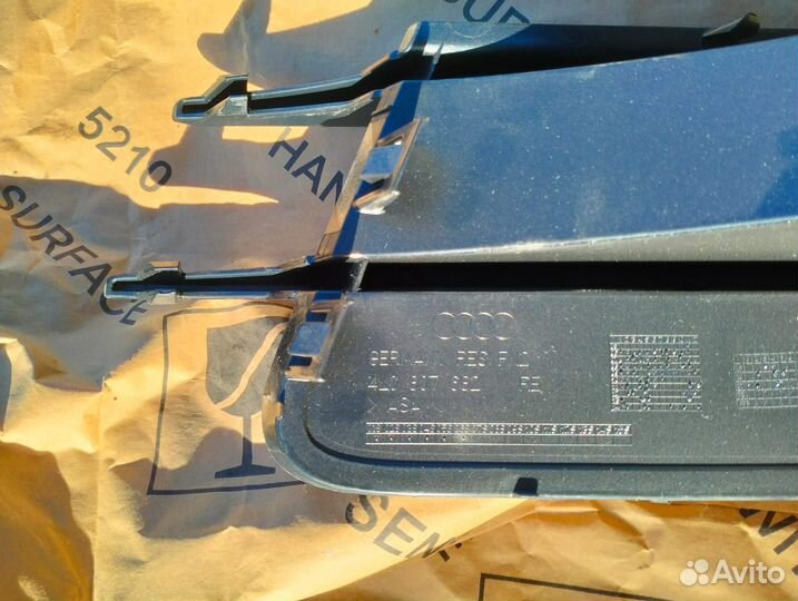 Решетки переднего бампера Audi Q7