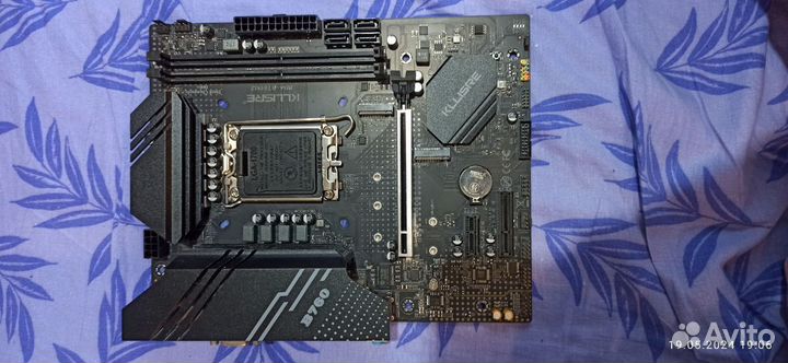 Материнская плата lga 1700 ddr4