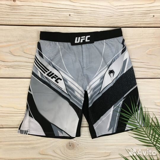 Шорты для единоборств Venum UFC