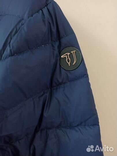 Пуховик Trussardi. Новый, оригинал. 54 р-р