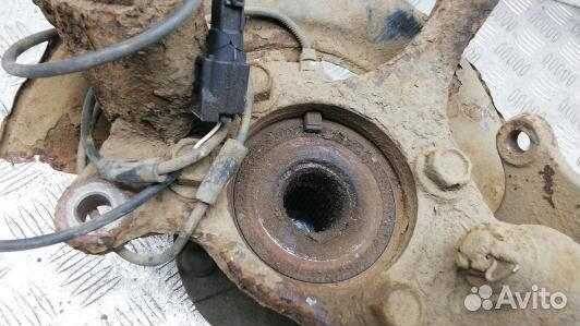 Ступица передняя правая toyota RAV 4 ZSA3 (KEA12N9