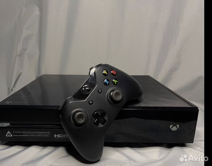 Xbox One + 420 Игр