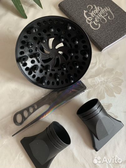 Фен для волос с насадками