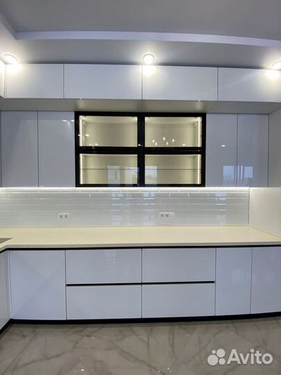 Кухонный гарнитур мдф \ эмаль