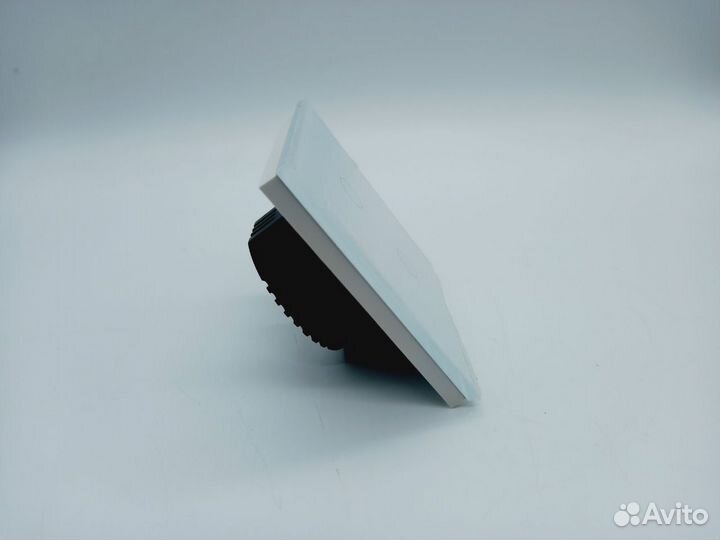 26216 Настенный сенсорный выключатель Bingoelec