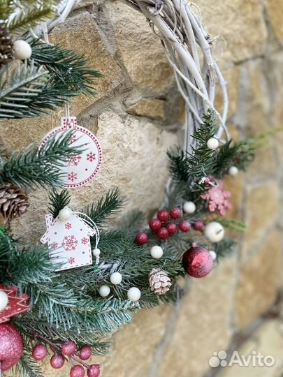 Новогодний венок ручной работы