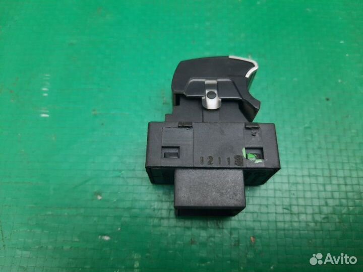 Кнопка стеклоподъемника Lifan Solano седан LF481Q3